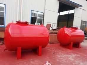 襯膠設(shè)備與襯塑設(shè)備的工藝有何不同？