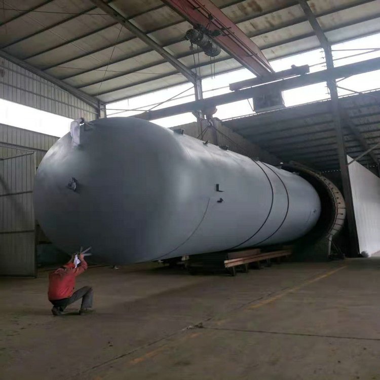 襯膠設(shè)備廠家對設(shè)備的清洗是如何進行的？